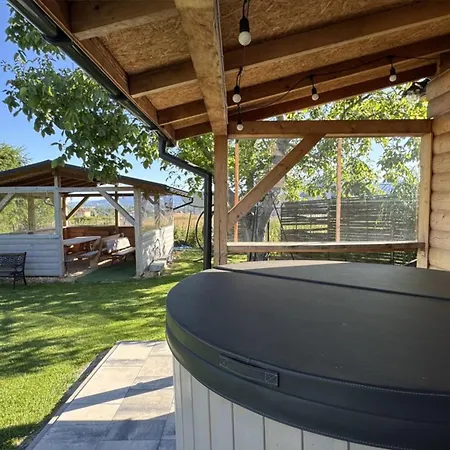 アパート Sloneczna Dolina Magurki Bania Jacuzzi Balia Ogrodowa