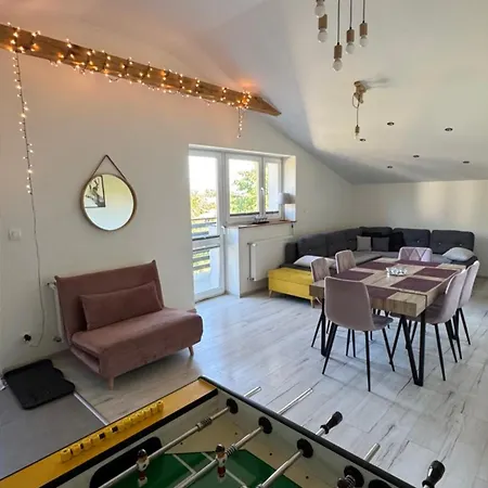 Apartmán Sloneczna Dolina Magurki Bania Jacuzzi Balia Ogrodowa Szczyrk-wilkowice *