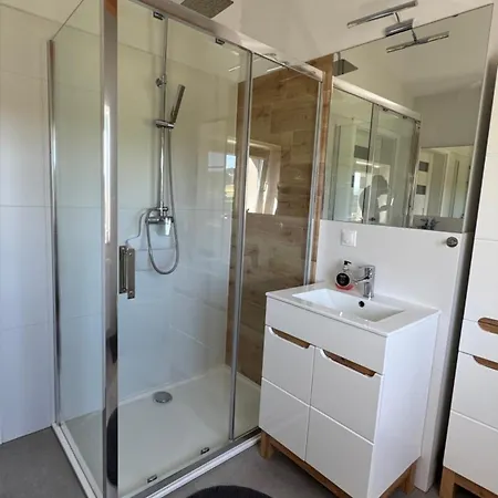 Sloneczna Dolina Magurki Bania Jacuzzi Balia Ogrodowa Szczyrk-wilkowice 아파트